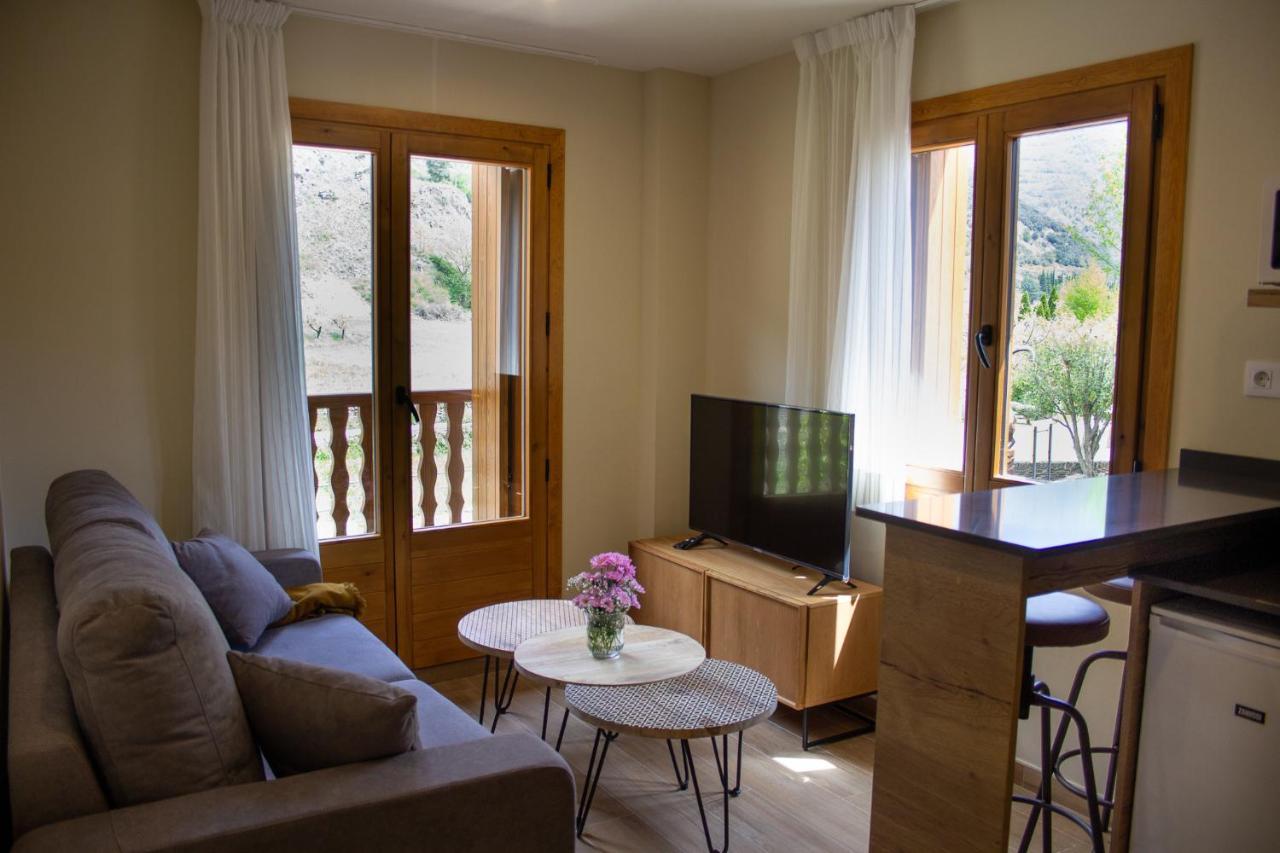 Apartaments Areny - L'Amfitriona Esterri d'Àneu Eksteriør bilde