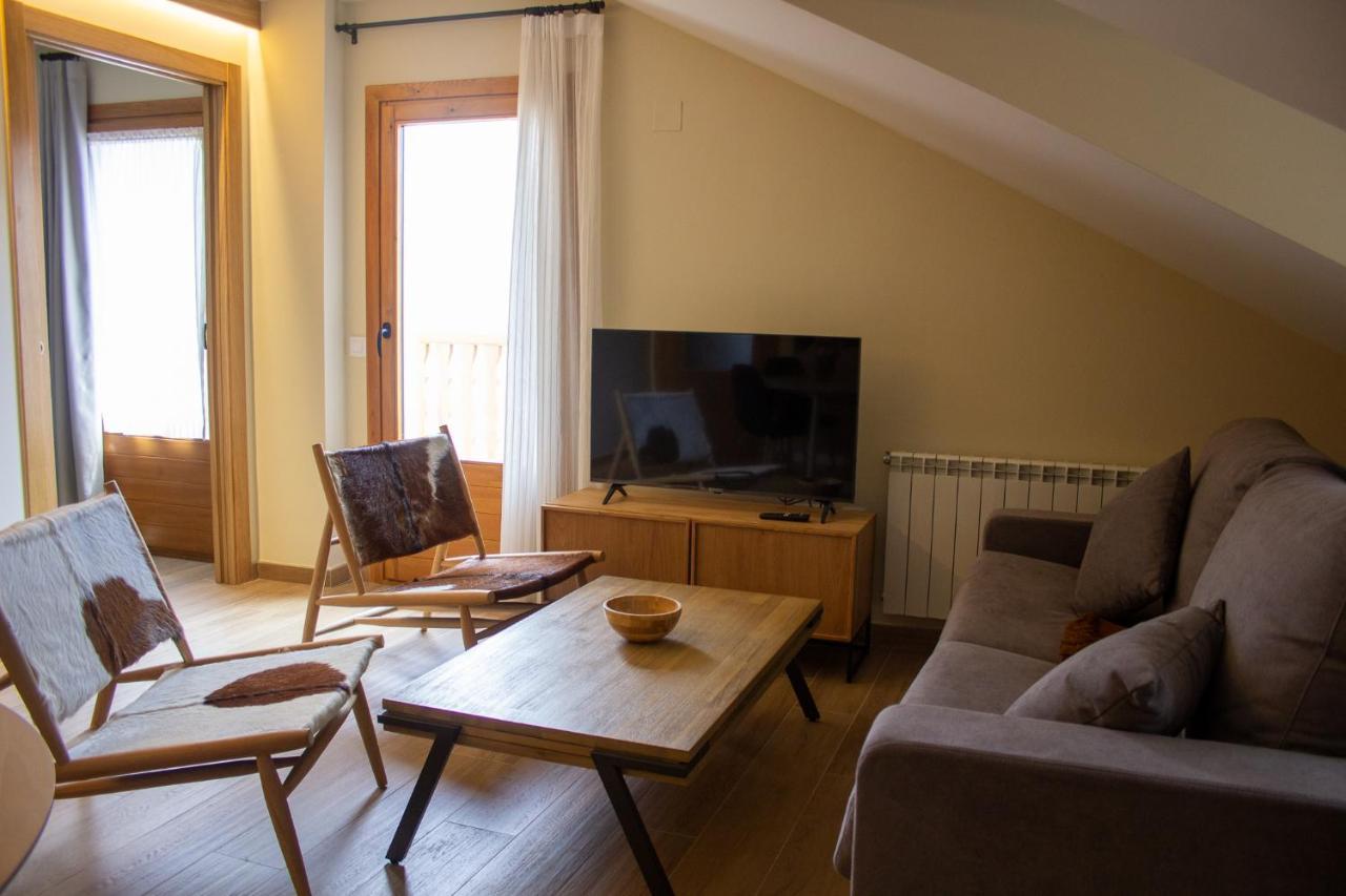 Apartaments Areny - L'Amfitriona Esterri d'Àneu Eksteriør bilde